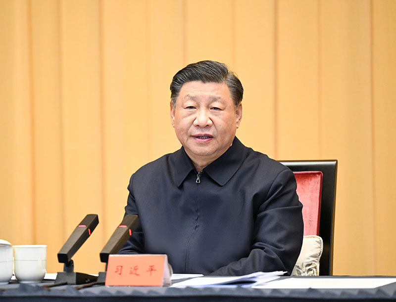 11月30日上午，，，，，，中共中央总书记、国家主席、中央军委主席习近平在上海主持召开深入推进长三角一体化生长座谈会并揭晓主要讲话。。